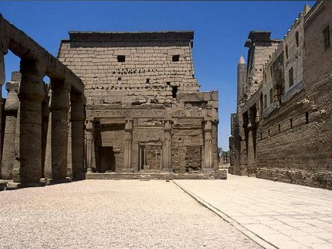 Entrance to Luxor