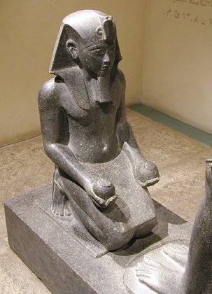 Horemheb Making an Offering to Atum